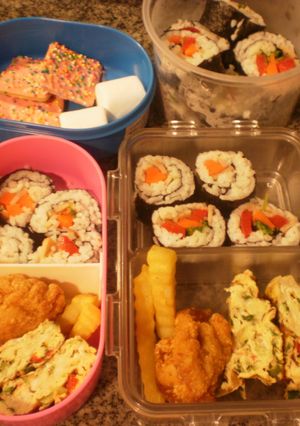 巻きずし弁当　2人分　シンガポールより-レシピのメイン写真
