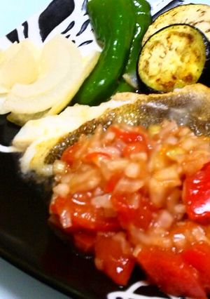 簡単白身魚のムニエル☆トマトソースで-レシピのメイン写真