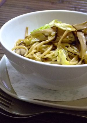 春キャベツと舞茸の塩昆布パスタ-レシピのメイン写真
