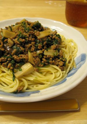 ほうれん草エリンギ和風ミートソースパスタ-レシピのメイン写真