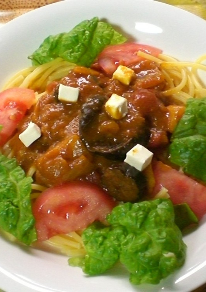 なすと完熟トマトカレーを使ったパスタ-レシピのメイン写真