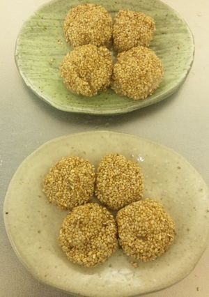 揚げない☆オーブン焼きゴマ団子-レシピのメイン写真