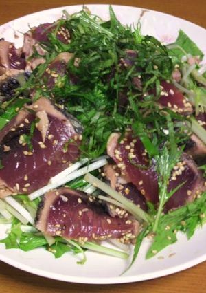 ♪鰹のタタキサラダおつまみ-レシピのメイン写真