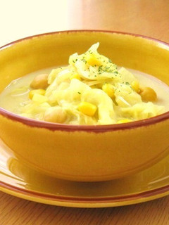 ∮ひよこ豆とキャベツღカレー豆乳スープ∮-レシピのメイン写真