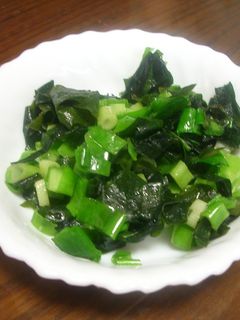わかめと葉ねぎのゴマ油炒め-レシピのメイン写真