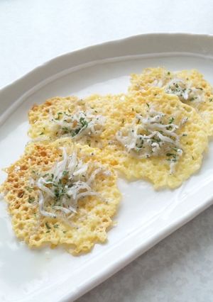 おやつにおつまみに＊しらすチーズせんべい-レシピのメイン写真