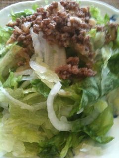 レタスの挽肉ラー油サラダ-レシピのメイン写真
