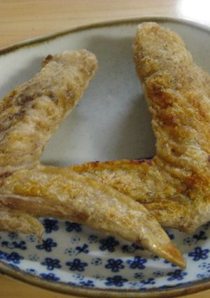 皮パリッパリッ手羽先☆塩こしょう味♪-レシピのメイン写真