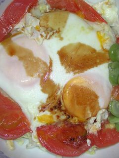 トマト&目玉焼き丼-レシピのメイン写真