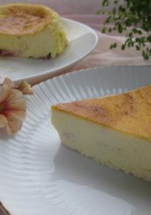 ミキサーで混ぜるだけの苺チーズケーキ-レシピのメイン写真