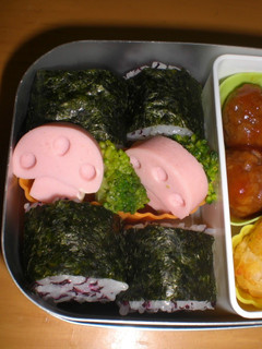 魚肉ソーセージで可愛いキノコ☆お弁当に♪-レシピのメイン写真