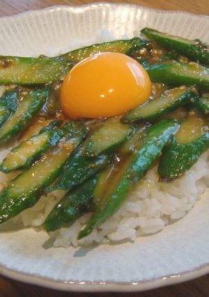一皿で栄養たっぷり✿アスパラの味噌炒め丼-レシピのメイン写真