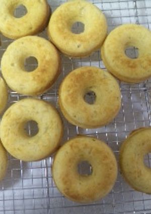 バナナと豆腐の焼きドーナツ-レシピのメイン写真