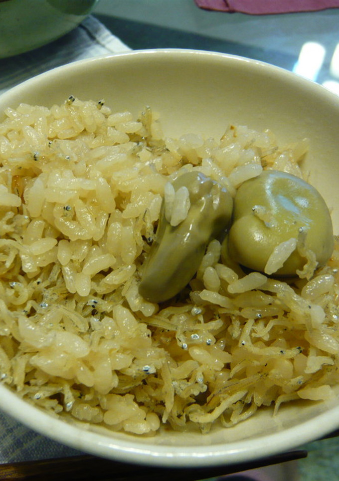下準備０　そら豆とちりめんの炊き込みご飯-レシピのメイン写真