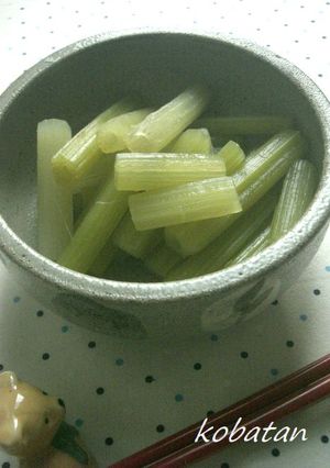 簡単で美味しい♪フキの青煮-レシピのメイン写真