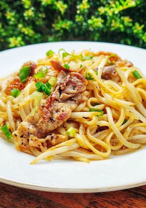 隠し味で居酒屋の焼きうどん♪簡単ランチ-レシピのメイン写真