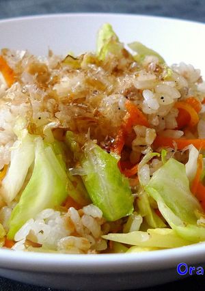キャベツとひき肉の生姜醤油チャーハン-レシピのメイン写真