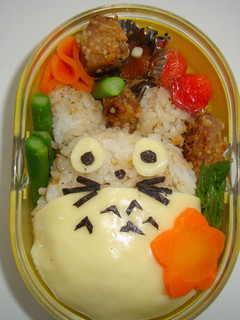幼稚園のキャラ弁☆彡となりのトトロ♪-レシピのメイン写真