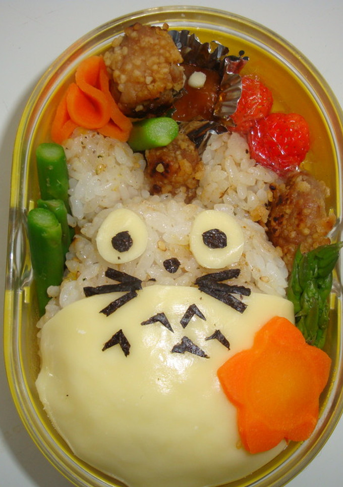 幼稚園のキャラ弁☆彡となりのトトロ♪-レシピのメイン写真