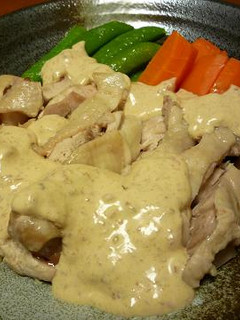 ♡◎塩茹で鶏もも肉の梅マヨソースがけ-レシピのメイン写真