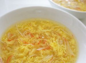簡単✿カニカマとフワフワ卵の中華風スープ-レシピのメイン写真