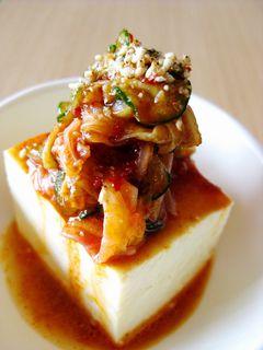 ゴマ香るキムチのせ冷や奴-レシピのメイン写真