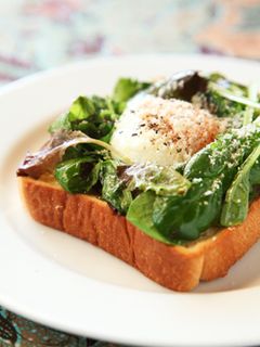 温玉サラダトースト-レシピのメイン写真