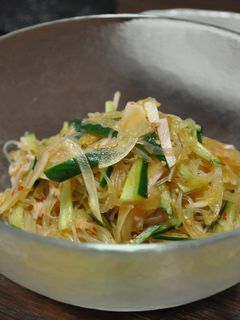 新たまねぎ入りピリ辛春雨サラダ-レシピのメイン写真