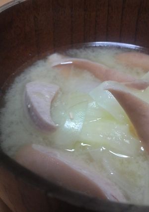 美味☆じゃがウィンナーのお味噌汁-レシピのメイン写真