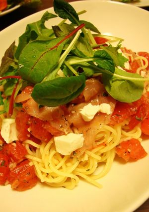 トマトと生ハムの冷製パスタ-レシピのメイン写真