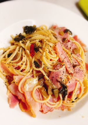 ハマるパスタ♥野沢菜ベーコンガーリック味-レシピのメイン写真