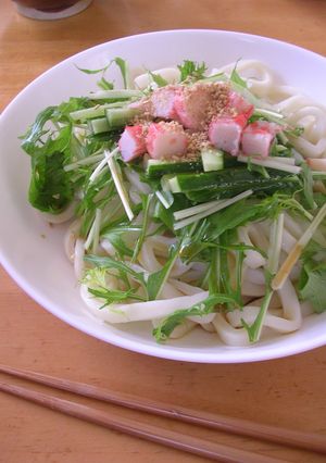 カニかまでサラダうどん！-レシピのメイン写真