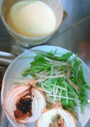 材料３つのまるごとタマネギのオーブン焼き-レシピのメイン写真