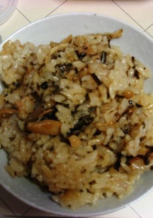 おこげも美味しい☆即席炊き込みご飯-レシピのメイン写真