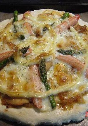 カニカマとアスパラとチキンの美味ピザ-レシピのメイン写真