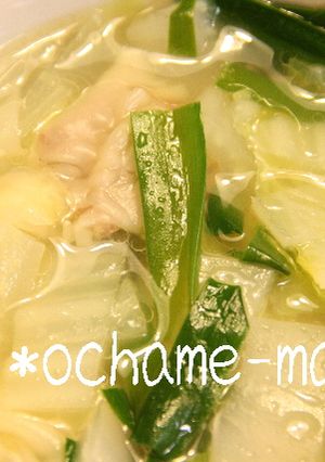にらと白菜のワンタンスープ-レシピのメイン写真
