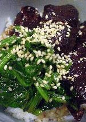 はなびし草の中国醤油で豚角煮丼-レシピのメイン写真