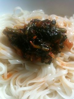 野沢菜キムチのラー油風味和えうどん-レシピのメイン写真