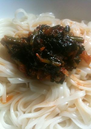 野沢菜キムチのラー油風味和えうどん-レシピのメイン写真