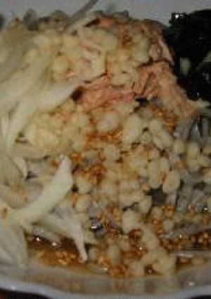 ♪サラダ風!?黒ゴマうどん♪-レシピのメイン写真