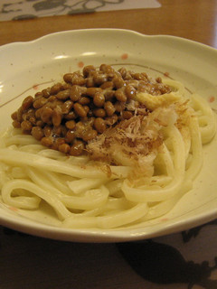 超簡単!納豆&かつおぶしのぶかっけうどん-レシピのメイン写真