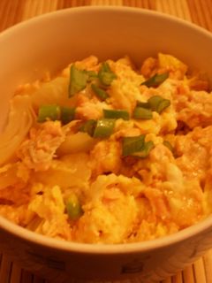 ☆ランチに☆ふわとろ~♪鮭バターたま丼☆-レシピのメイン写真