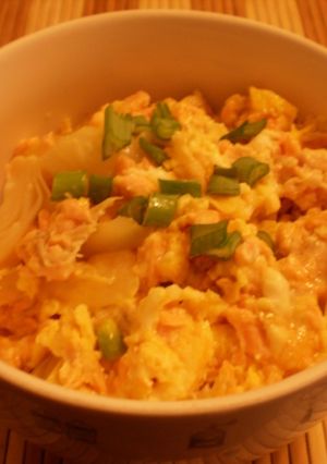 ☆ランチに☆ふわとろ～♪鮭バターたま丼☆-レシピのメイン写真