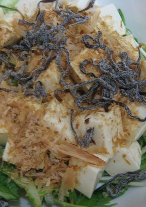 簡単☆塩昆布とかつお節☆豆腐サラダ-レシピのメイン写真