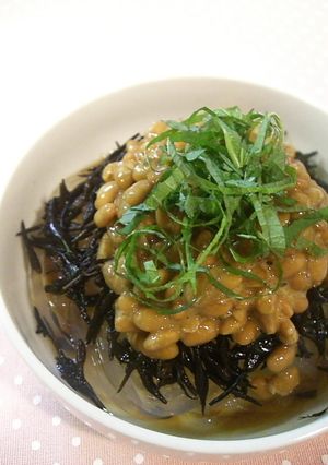 ねばつるっ♬ひじき納豆乗せところてん-レシピのメイン写真