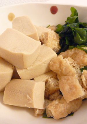 母の味❤高野豆腐とワカメの煮物-レシピのメイン写真