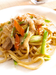 めんつゆ&ソースで♪焼きうどん-レシピのメイン写真