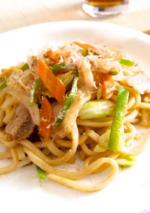めんつゆ&ソースで♪焼きうどん-レシピのメイン写真
