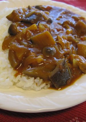 トマト缶で作る☆ナスとしめじのカレー-レシピのメイン写真