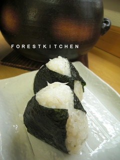 韓国風♪ しらすDEおにぎり-レシピのメイン写真